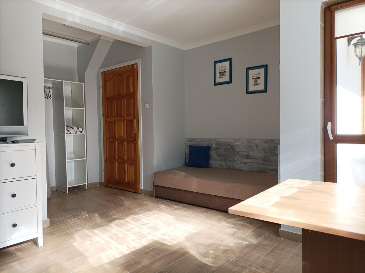 Pod Jaskolka Apartment อุสตกา ภายนอก รูปภาพ