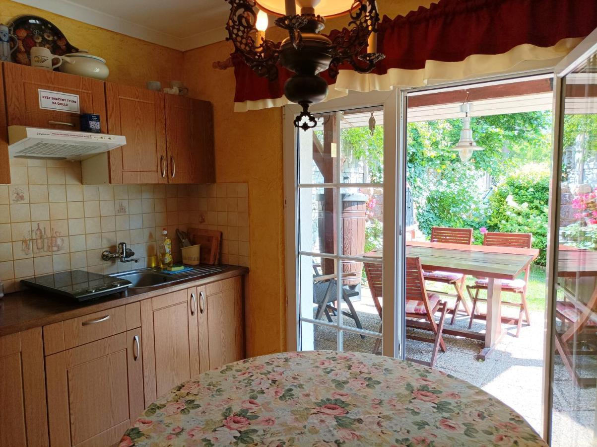 Pod Jaskolka Apartment อุสตกา ภายนอก รูปภาพ