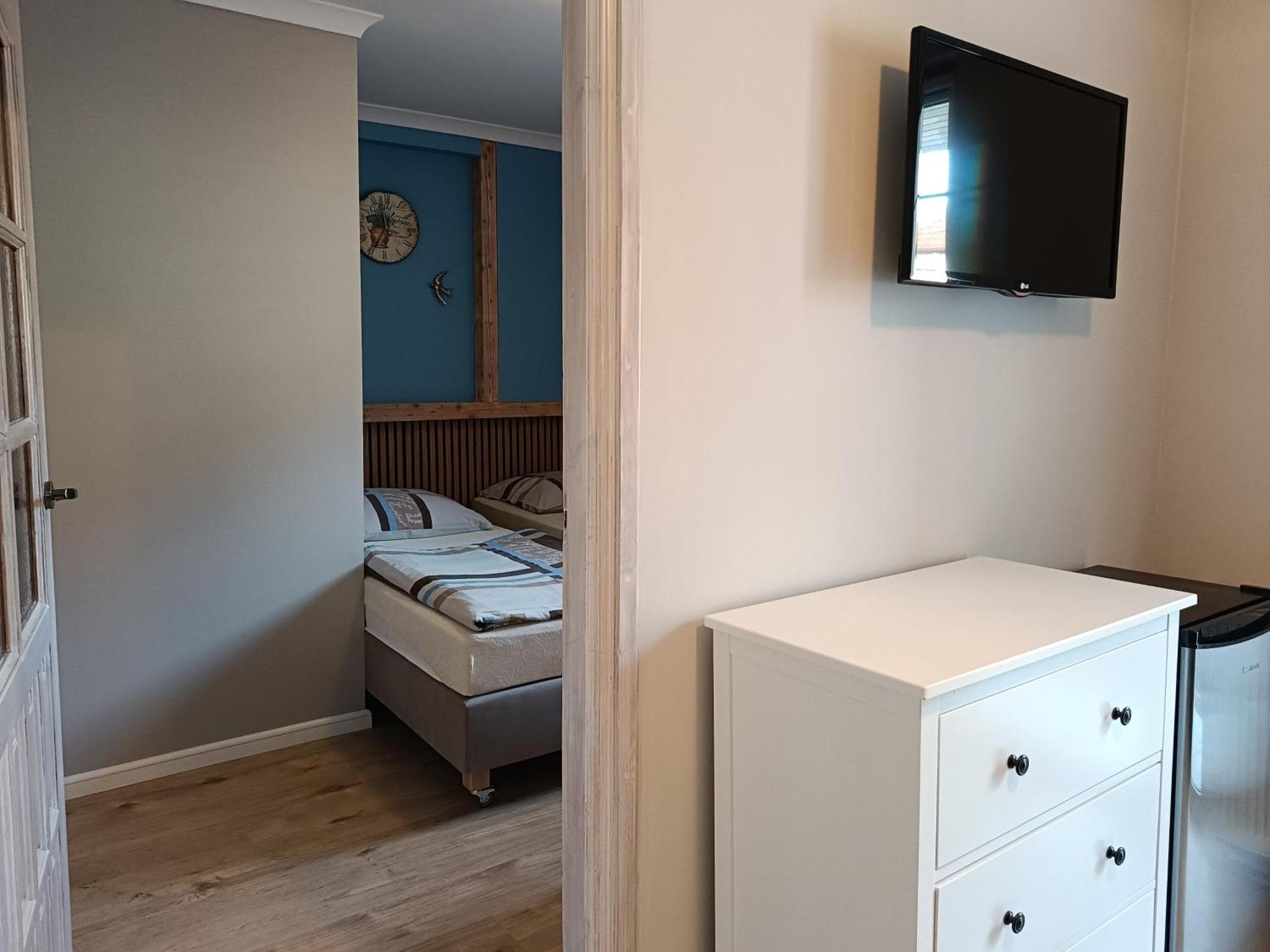 Pod Jaskolka Apartment อุสตกา ภายนอก รูปภาพ