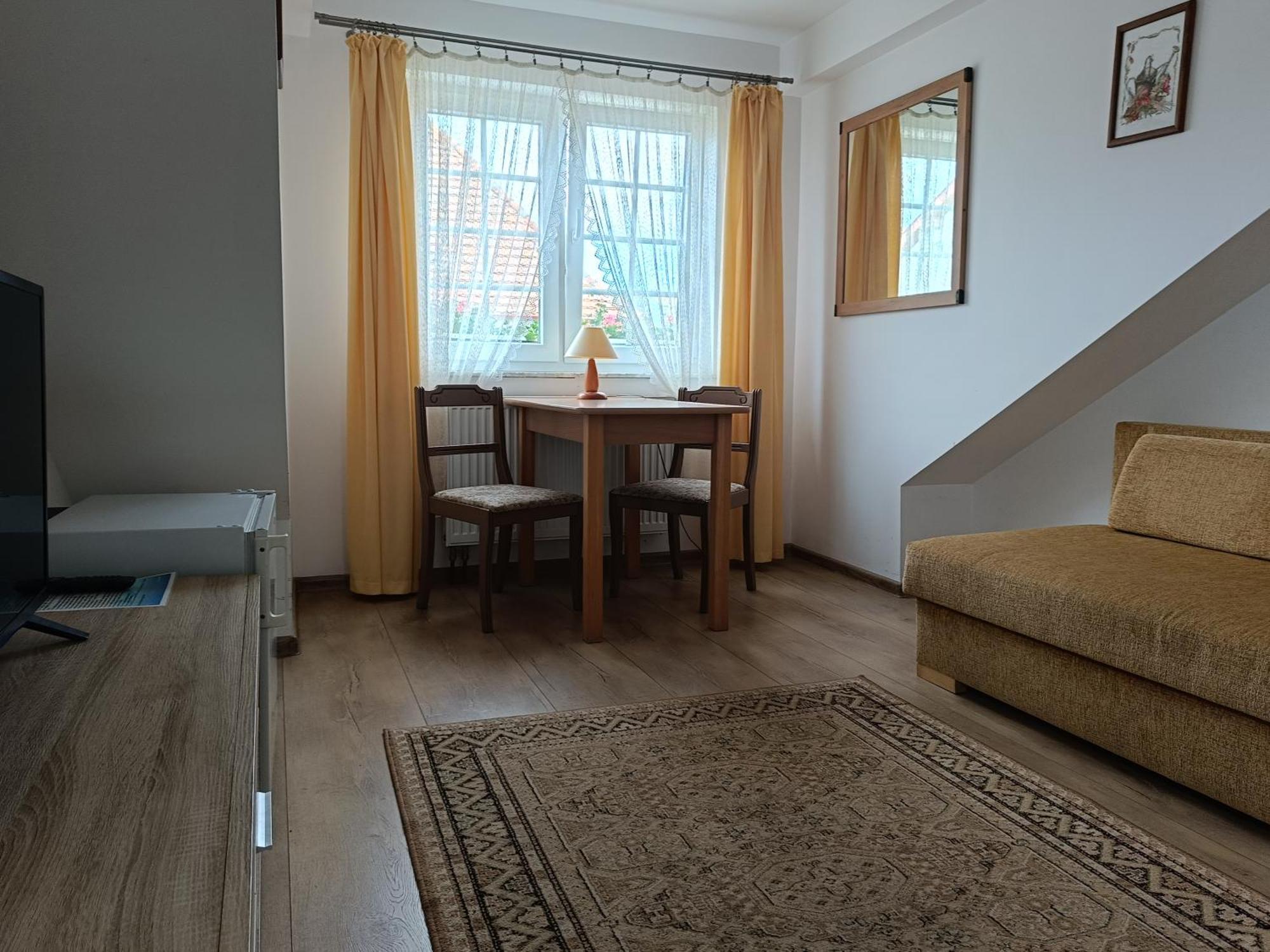 Pod Jaskolka Apartment อุสตกา ภายนอก รูปภาพ