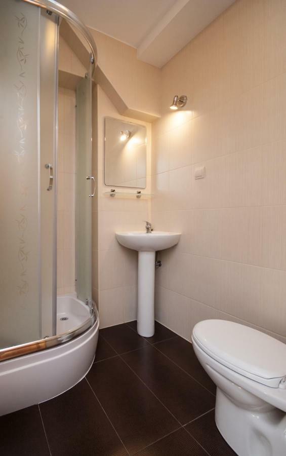Pod Jaskolka Apartment อุสตกา ภายนอก รูปภาพ