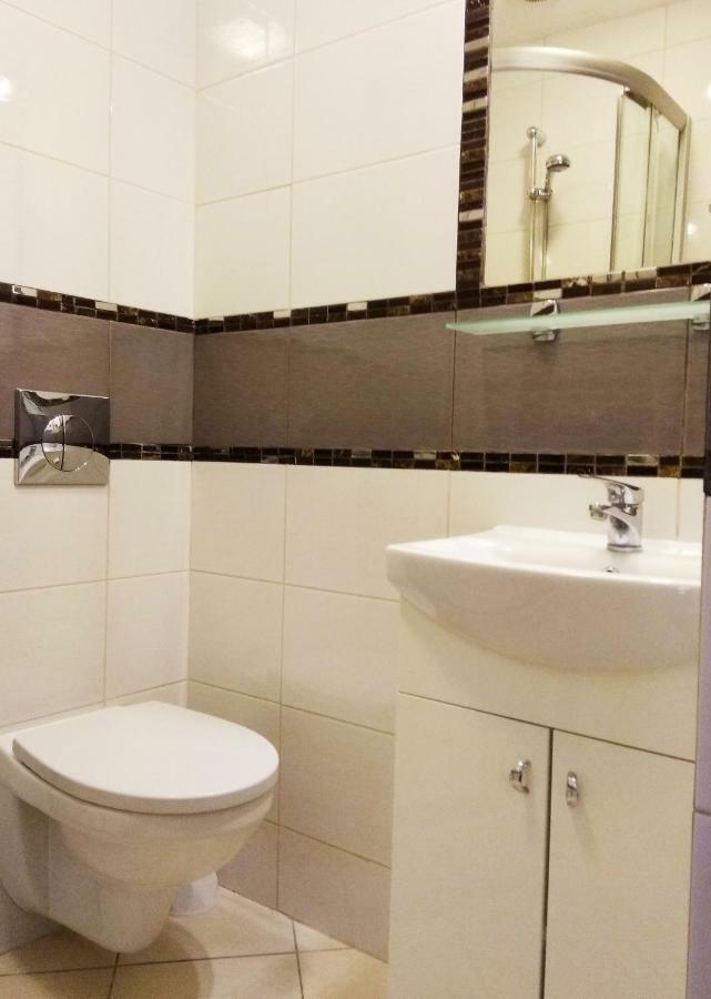 Pod Jaskolka Apartment อุสตกา ภายนอก รูปภาพ