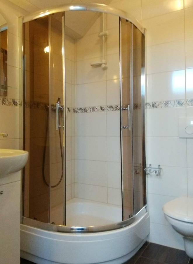 Pod Jaskolka Apartment อุสตกา ภายนอก รูปภาพ